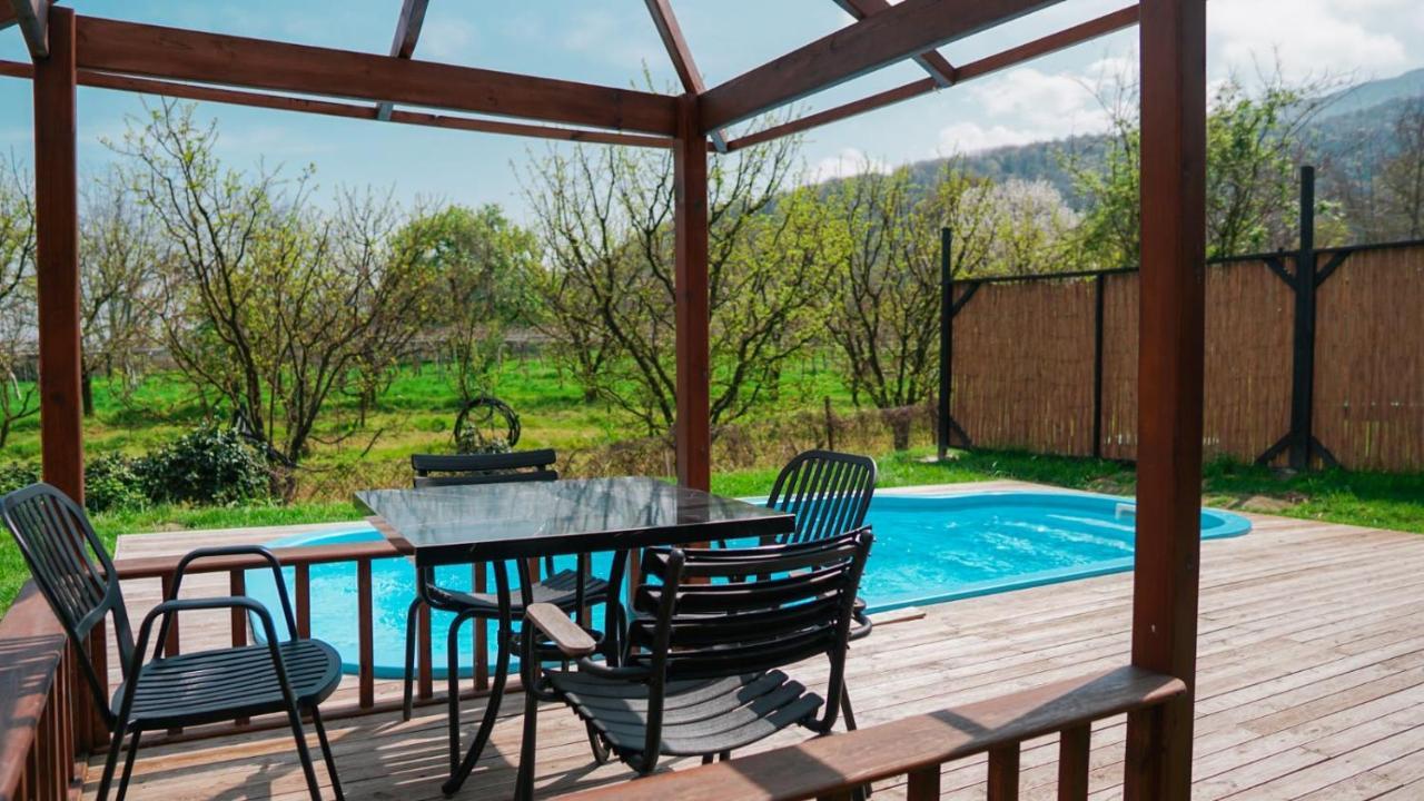 Backyard Sapanca Hotel Exterior photo